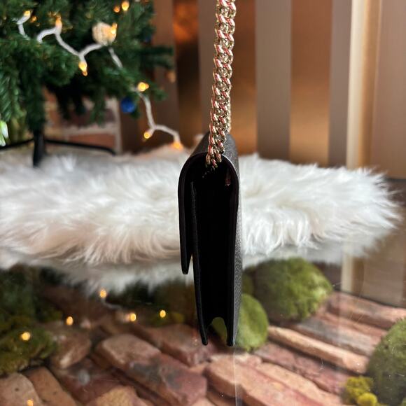 GUCCI Interlocking G Dollar Calf Wallet on Chain - Picture 2 of 6